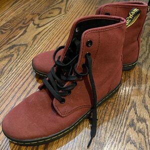 Doc Marten’s Canvas Shoreditch Hightops